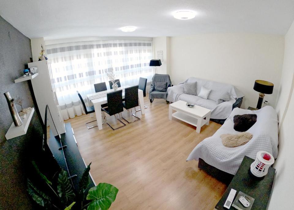 Los Alcázares Apartamentos La Encarnacion I מראה חיצוני תמונה